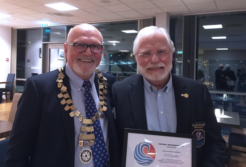 Avslutter sine roller i D2305